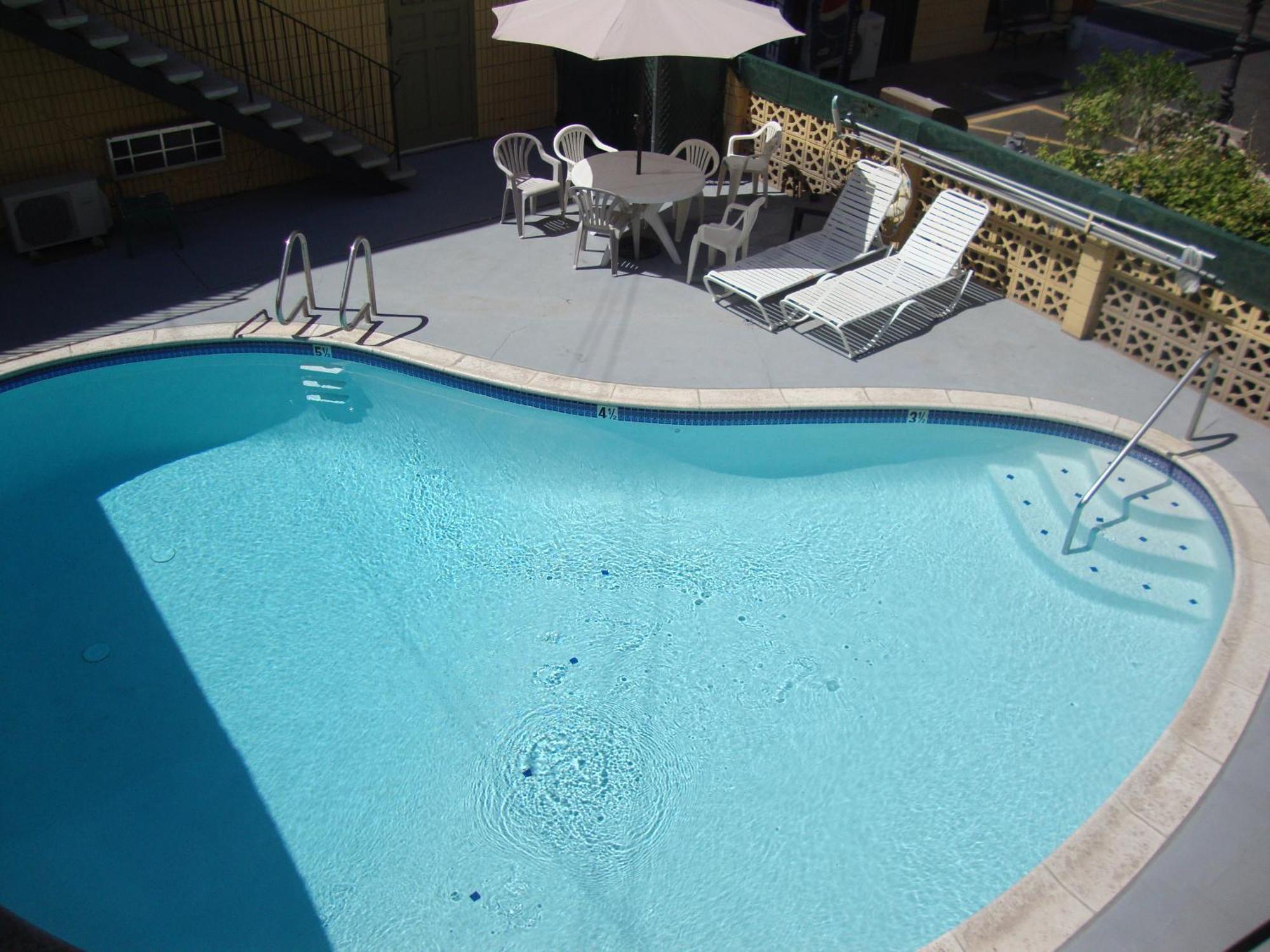 Townhouse Inn And Suites Brawley Dış mekan fotoğraf